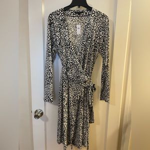 NWT Banana Republic Black White Wrap Dress Women’s Large